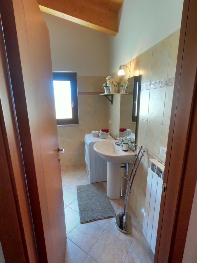 Ferienwohnung Attico Petfriendly Con Terrazzo, Via Del Borgo Montesilvano Marina Exterior foto